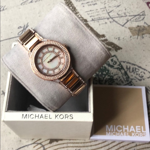 🛑SOLD🛑Michael Kors Rose gold watch - Picture 1 of 4